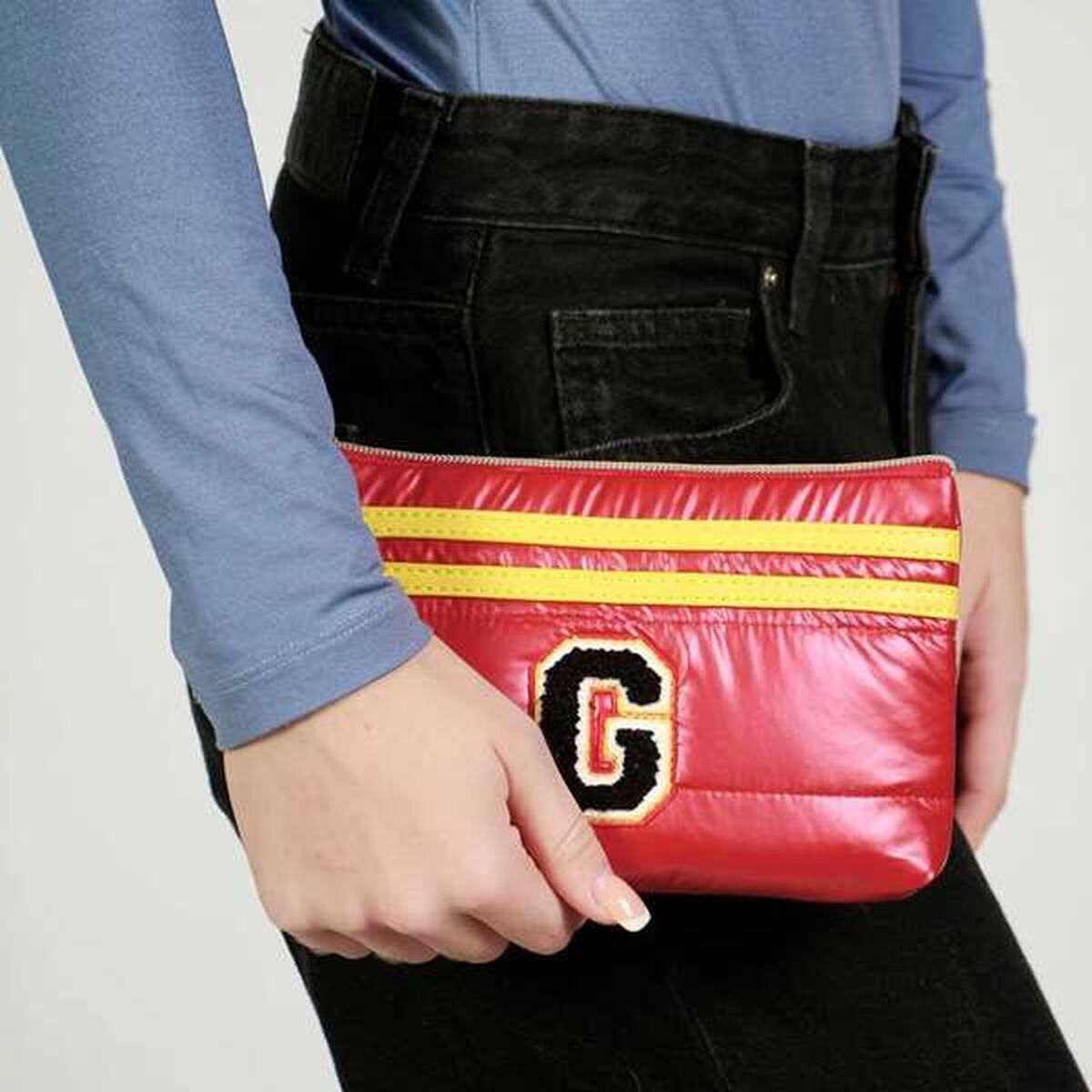 V2HD476619F1E7104074DBCC658E3F5B377R7561823P5