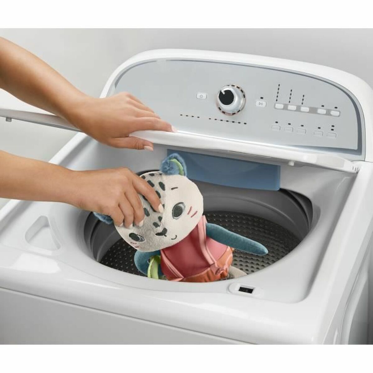 V6H3F6BA8FE9F03B3ECA33B06B2CAC47768R4259404P4