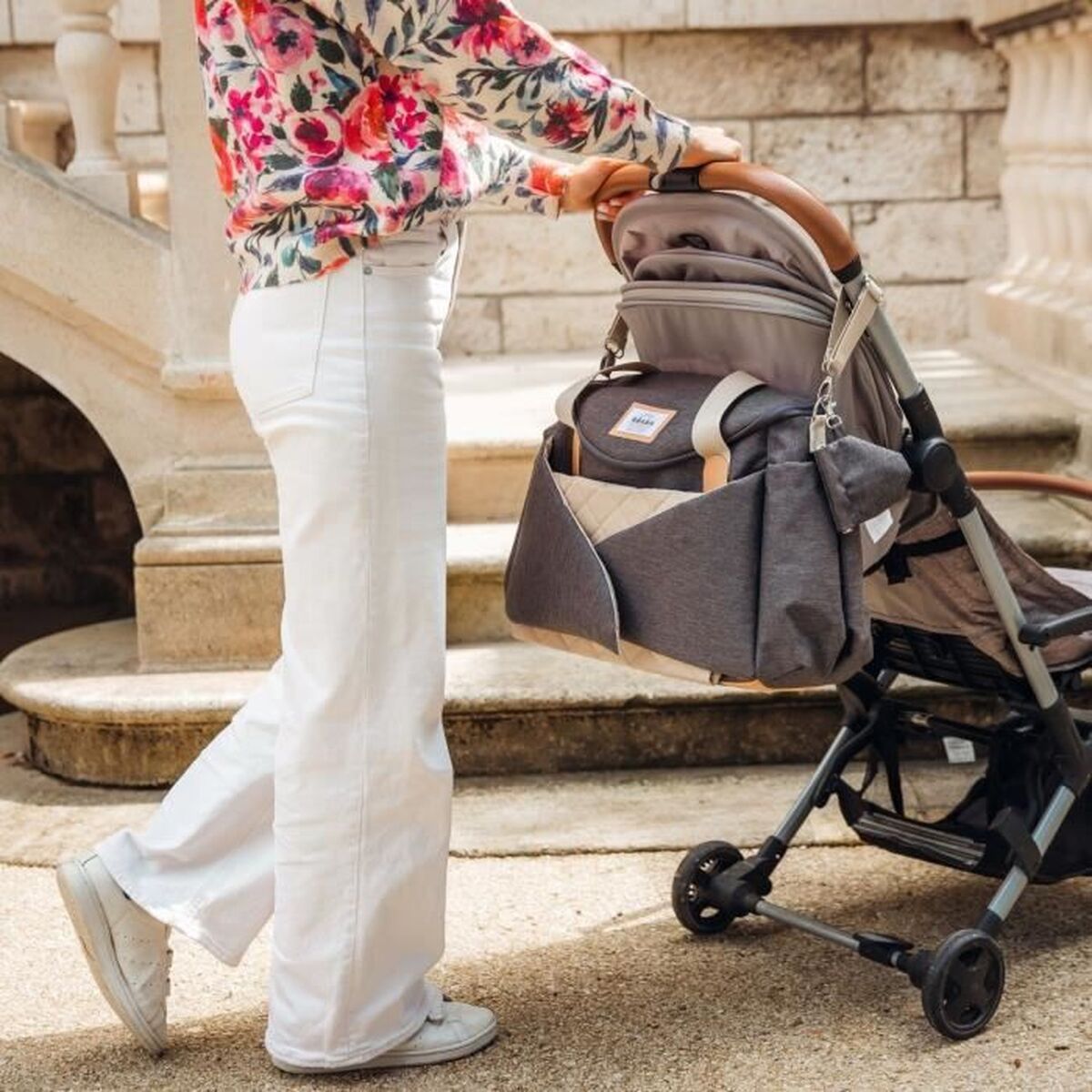 V3H4920598514E013E1F55BF6B0C059B28AR7359846P4