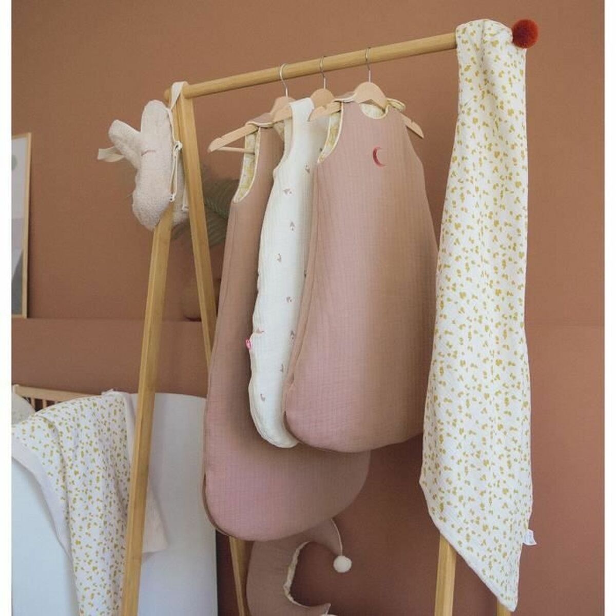 V5H9285F370F4EECA48E042CC95E76D2A82R5775259P3