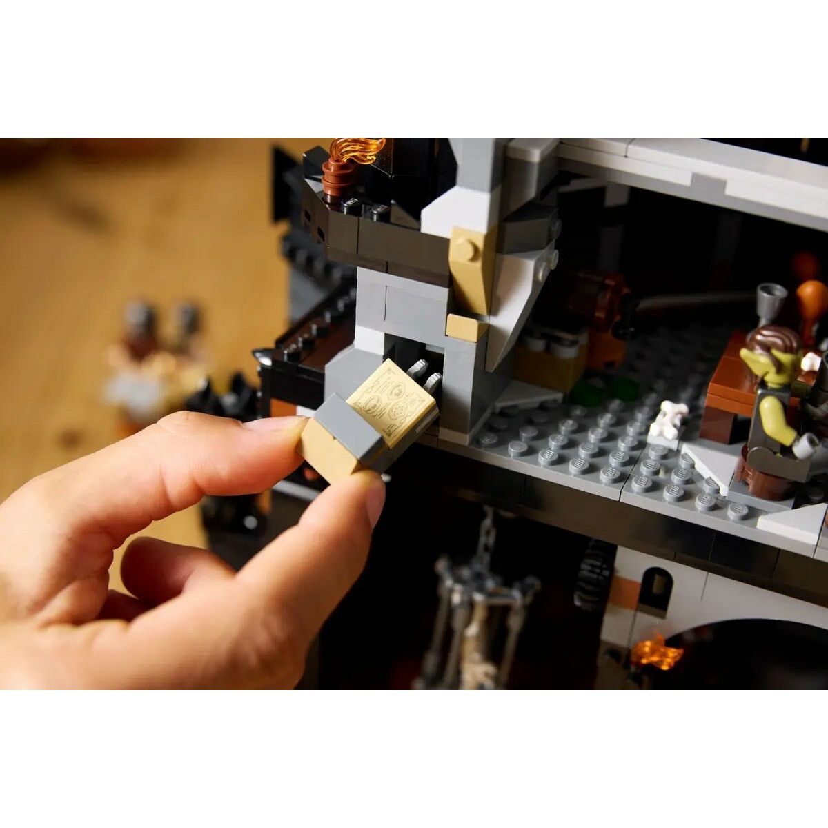 V6H556F5AAD349FD41A1DEC7B6867954A0BR6413419P10