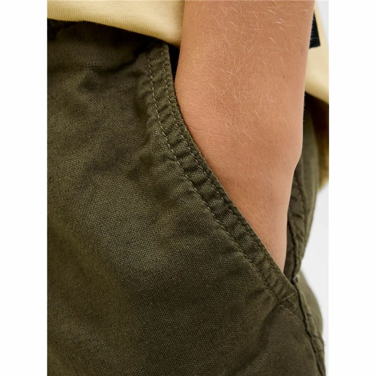 V5HB6AA9CE1D0C87C00A24C101D0C5CC782R6085878P5