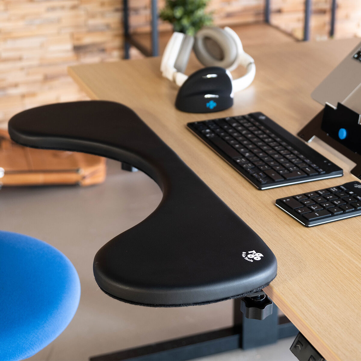 V4HCA95518C82AAD41368A494296C0F9A06R5349981P2