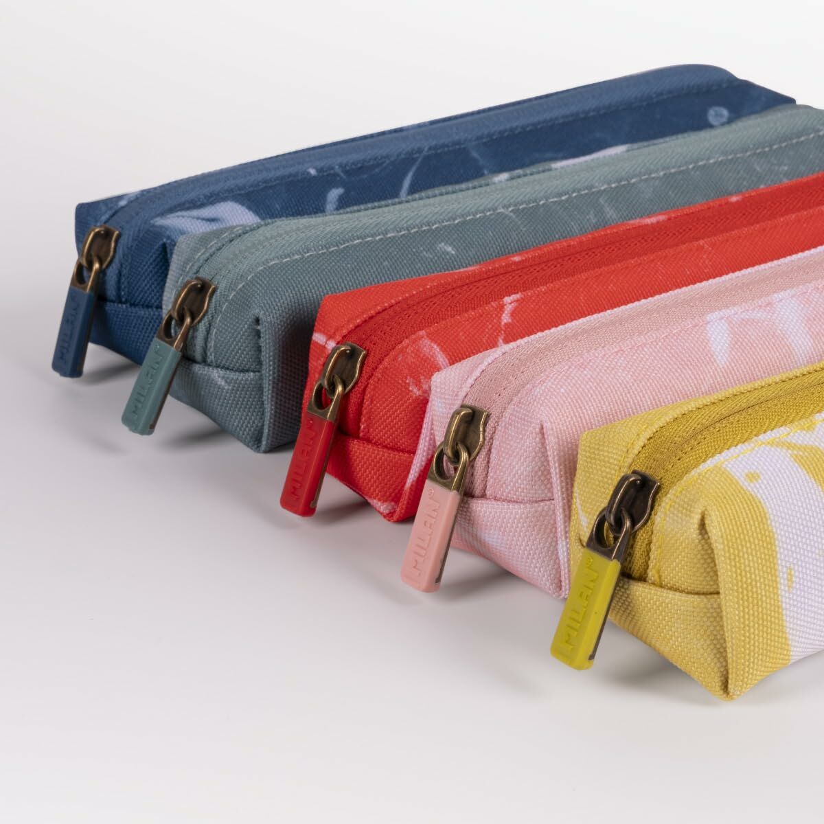 V4HEB3181BB417769B389AAADF75122CFA6R7093944P4