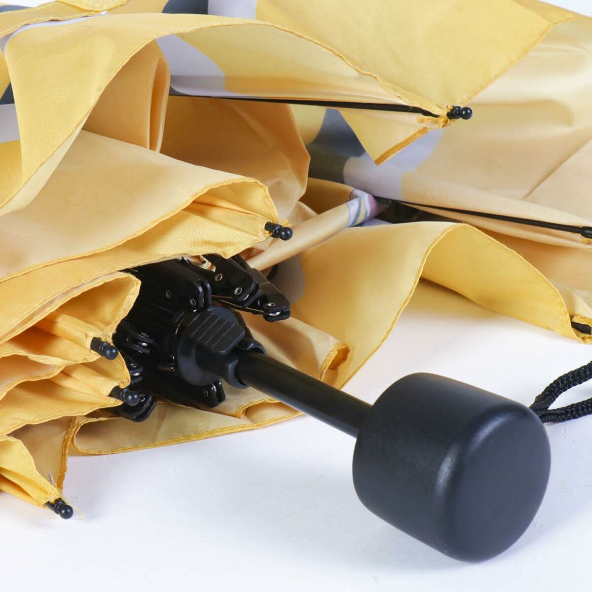 V5HDD8D563A53519EE65F04600EBD70C3DDR4988587P4