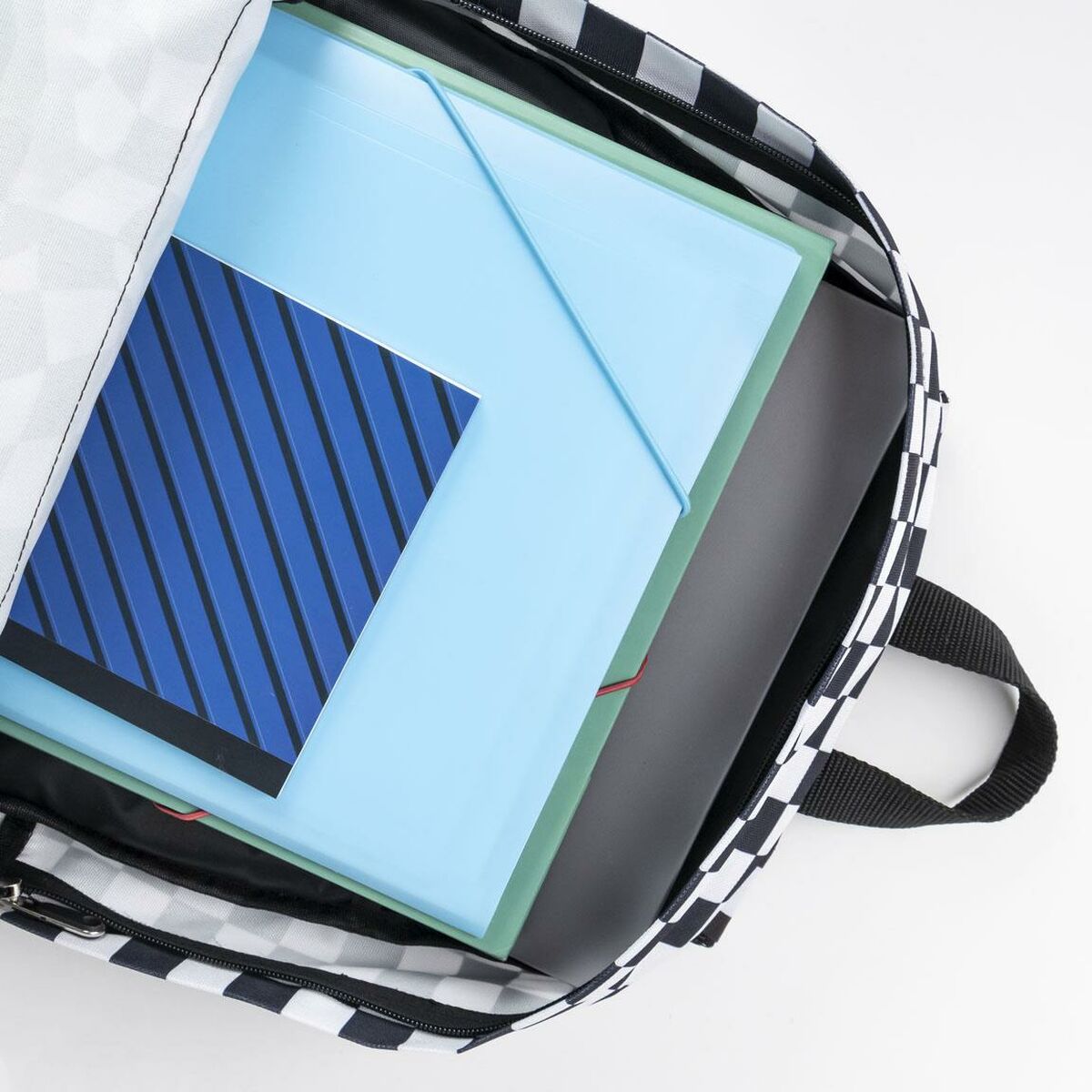 V5HBF5AF567DF61F79D08A9DC18D3394E26R7151320P8