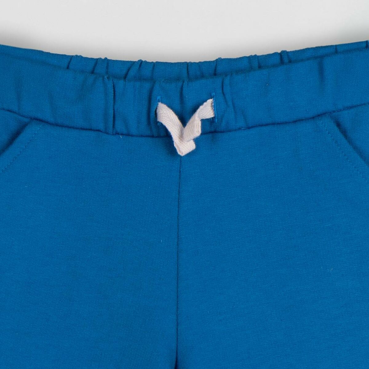 V6HEFE0847FB875894BE8A4359D0F23DAAAR6730493P3