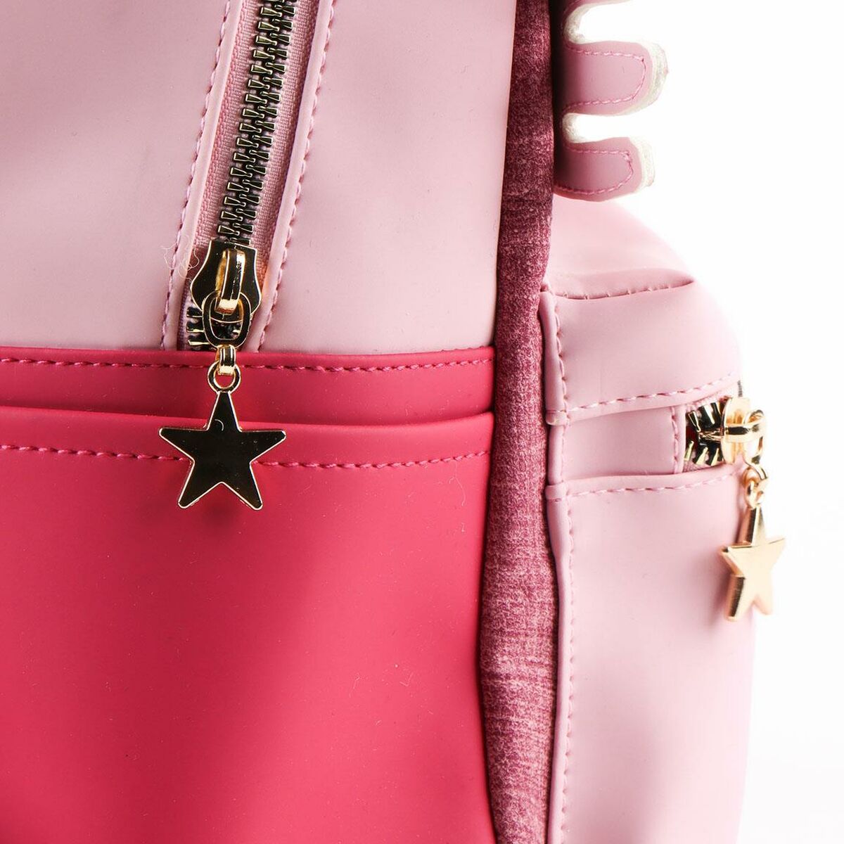 V4HB5CA34CA9FD11E1C81D7FC8076EA9A5CR7104372P6